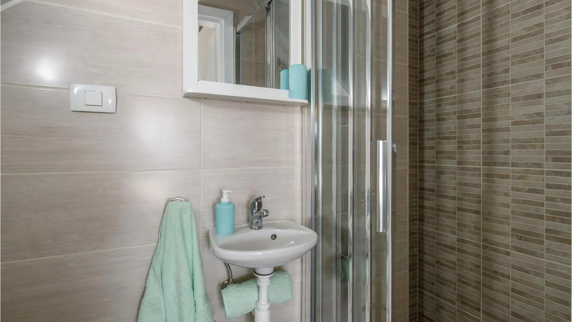 Gorgeous Home In Krsan With Kitchen Σπίτι διακοπών